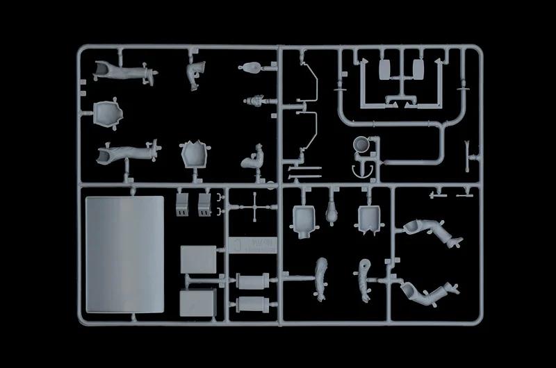 Italeri 1/24 Truck Shop Accessories Model Kit — official product photo 6