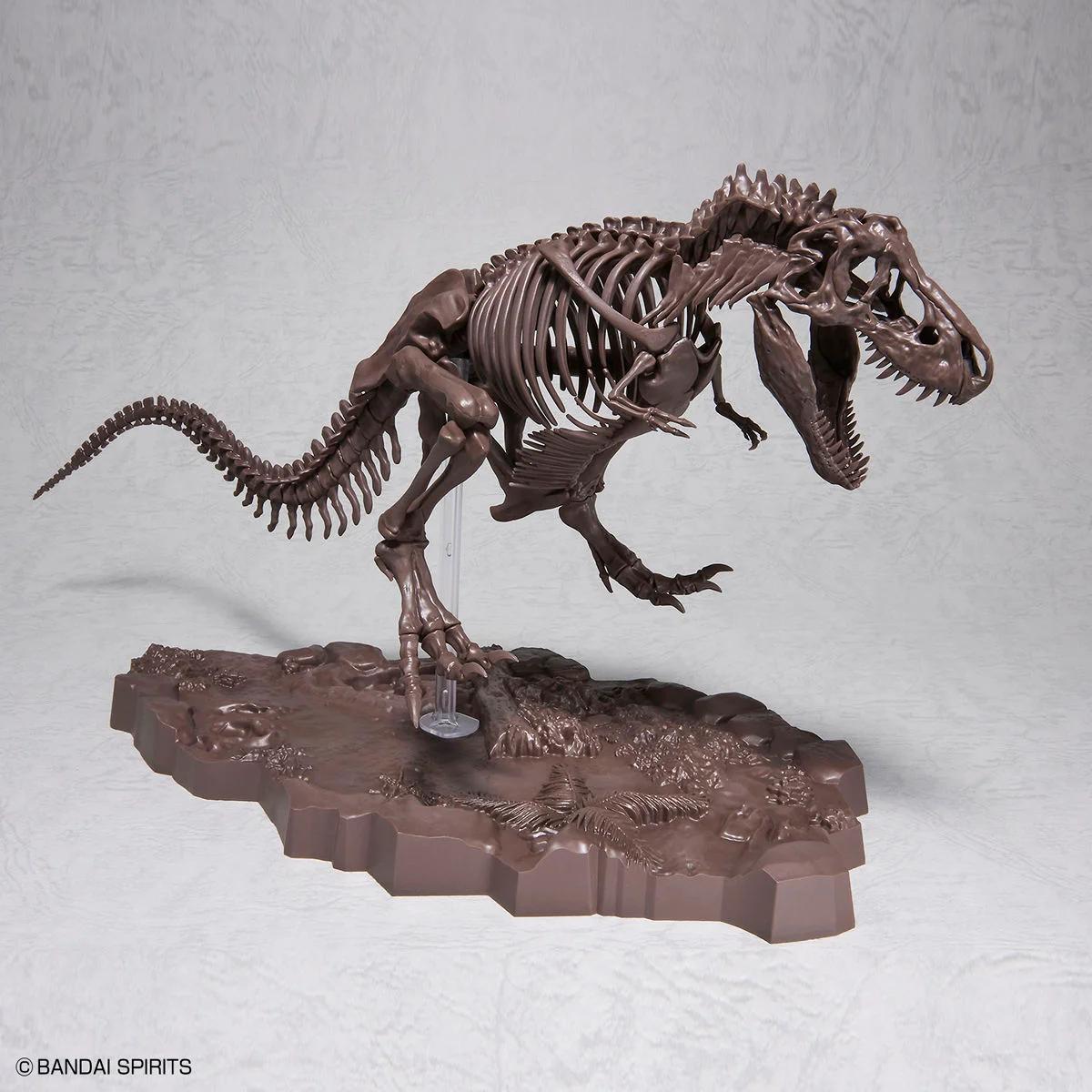 Bandai 1/32 Tyrannosaurus Imaginary Skeleton Model Kit — official product photo 1