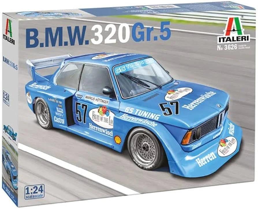 Italeri 1/24 Bmw 320 Group 5 Model Kit — box art