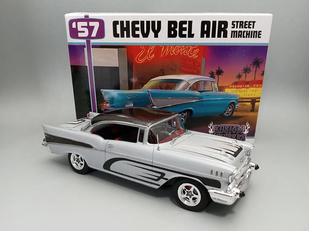 AMT 1/25 1957 Chevy Bel Air Street Machine Model Kit — official product photo 2