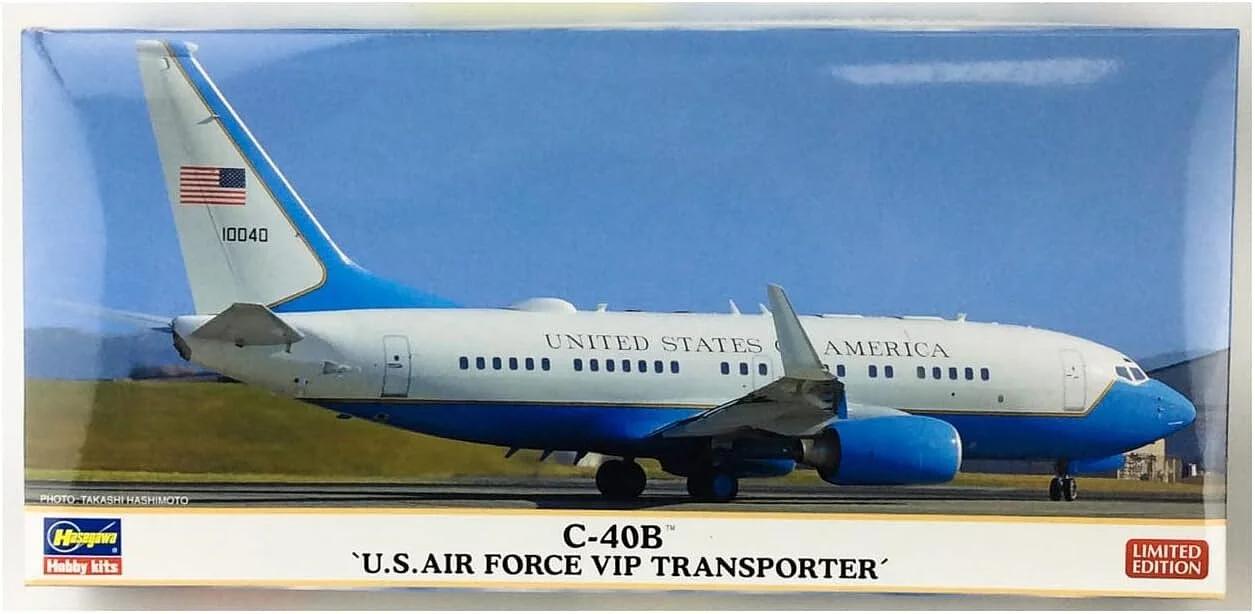 Hasegawa 1/200 C-40B USAF Vip Transporter Model Kit — official product photo 1