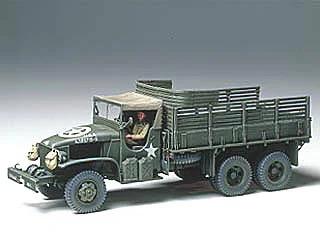 Tamiya 1/35 US 2 5ton 6x6 Cargo Truck Model Kit — box art