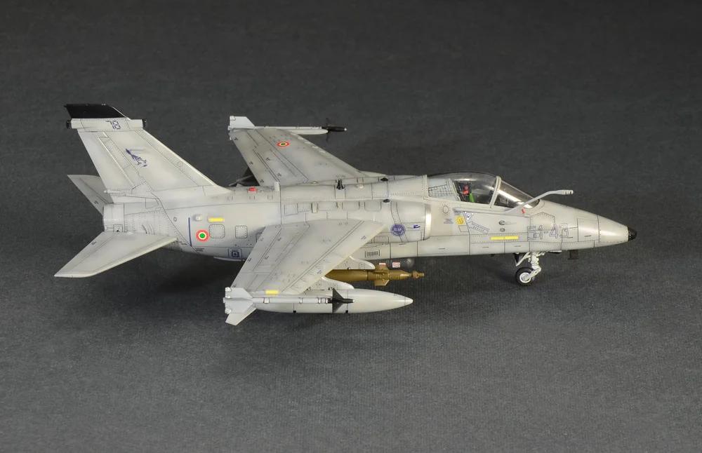 Italeri 1/72 Amx Ghibli Ground Attack Aircraft Model Kit — official product photo 5