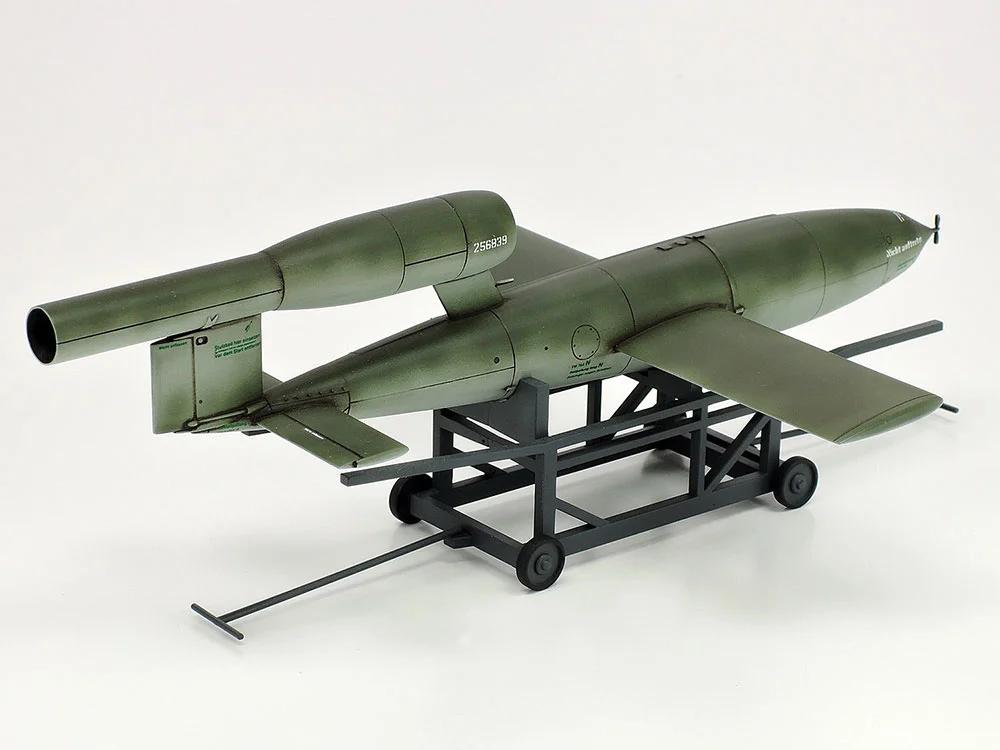 Tamiya 1/48 V-1 Fiseler Fi103 Buzz Bomb Model Kit — official product photo 3