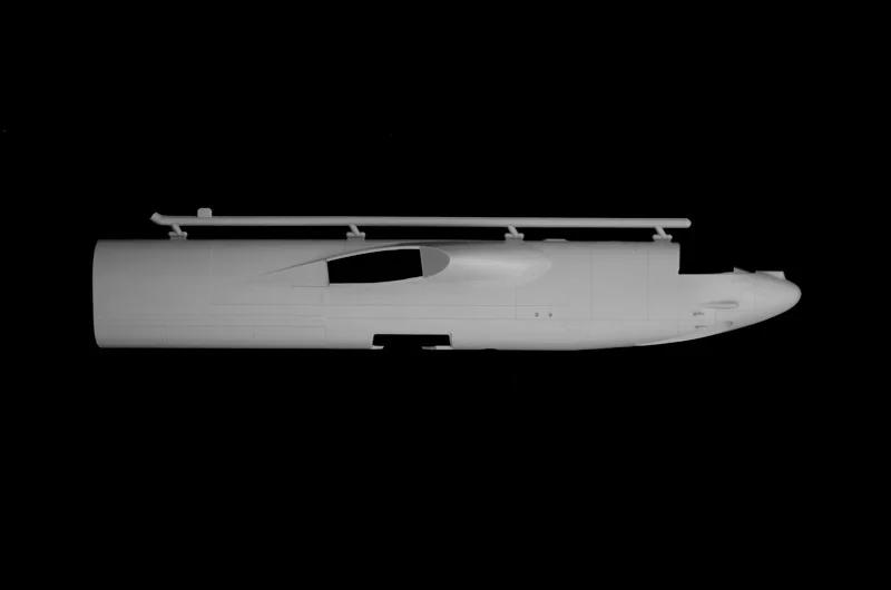 Italeri 1/72 B-52G Stratofortress Model Kit — official product photo 4