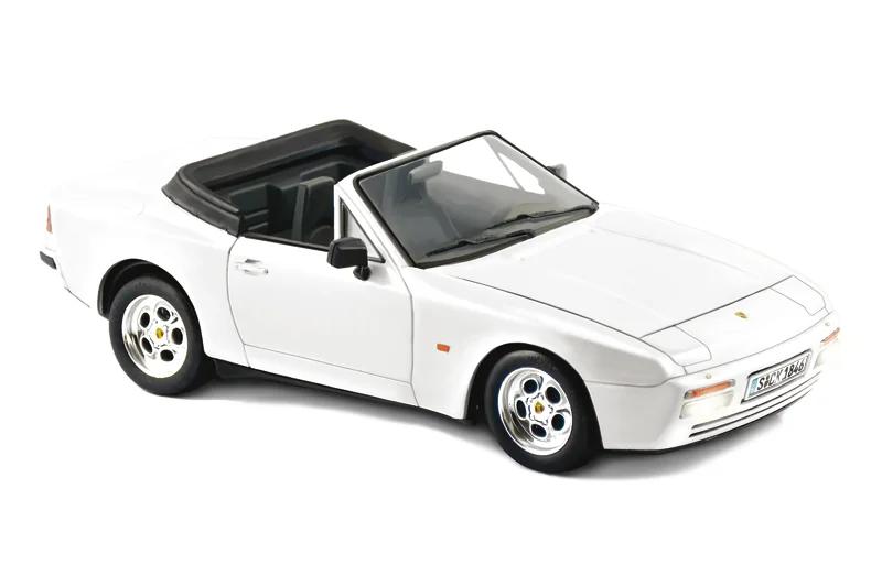 Italeri 1/24 Porsche 944 S Cabrio Model Kit — official product photo 1