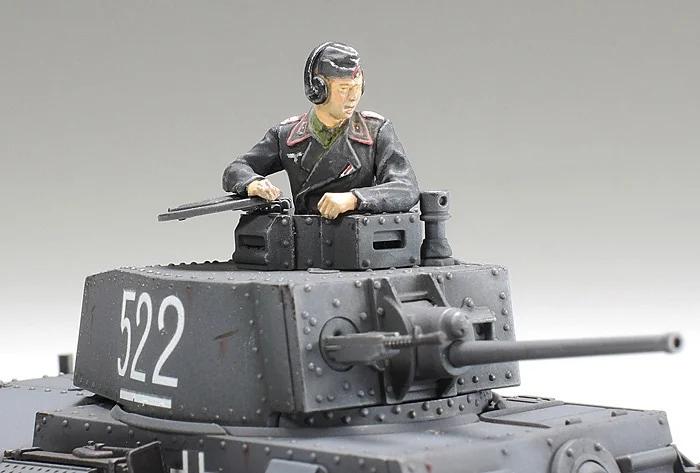 Tamiya 1/48 German Panzer 38 Ausf E F Model Kit — official product photo 4