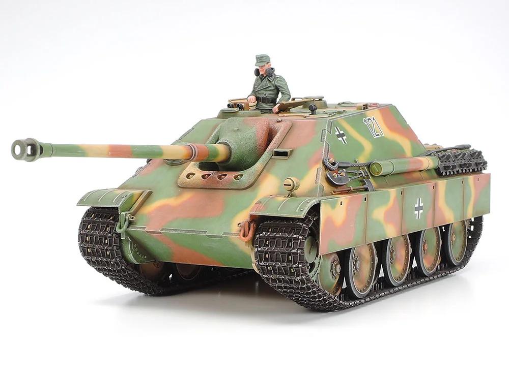 Tamiya 1/35 German Jagdpanther Late Model Kit — official product photo 1