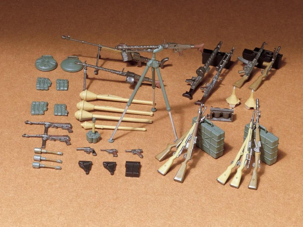 Tamiya 1/35 German Small Arms Model Kit — official product photo 1