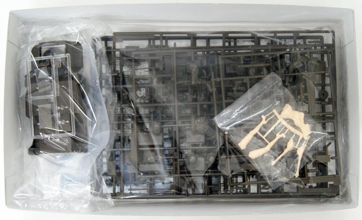 Hasegawa 1/24 1/4 Ton 4x4 Jeep with .50 Cal & Figure — official product photo 5