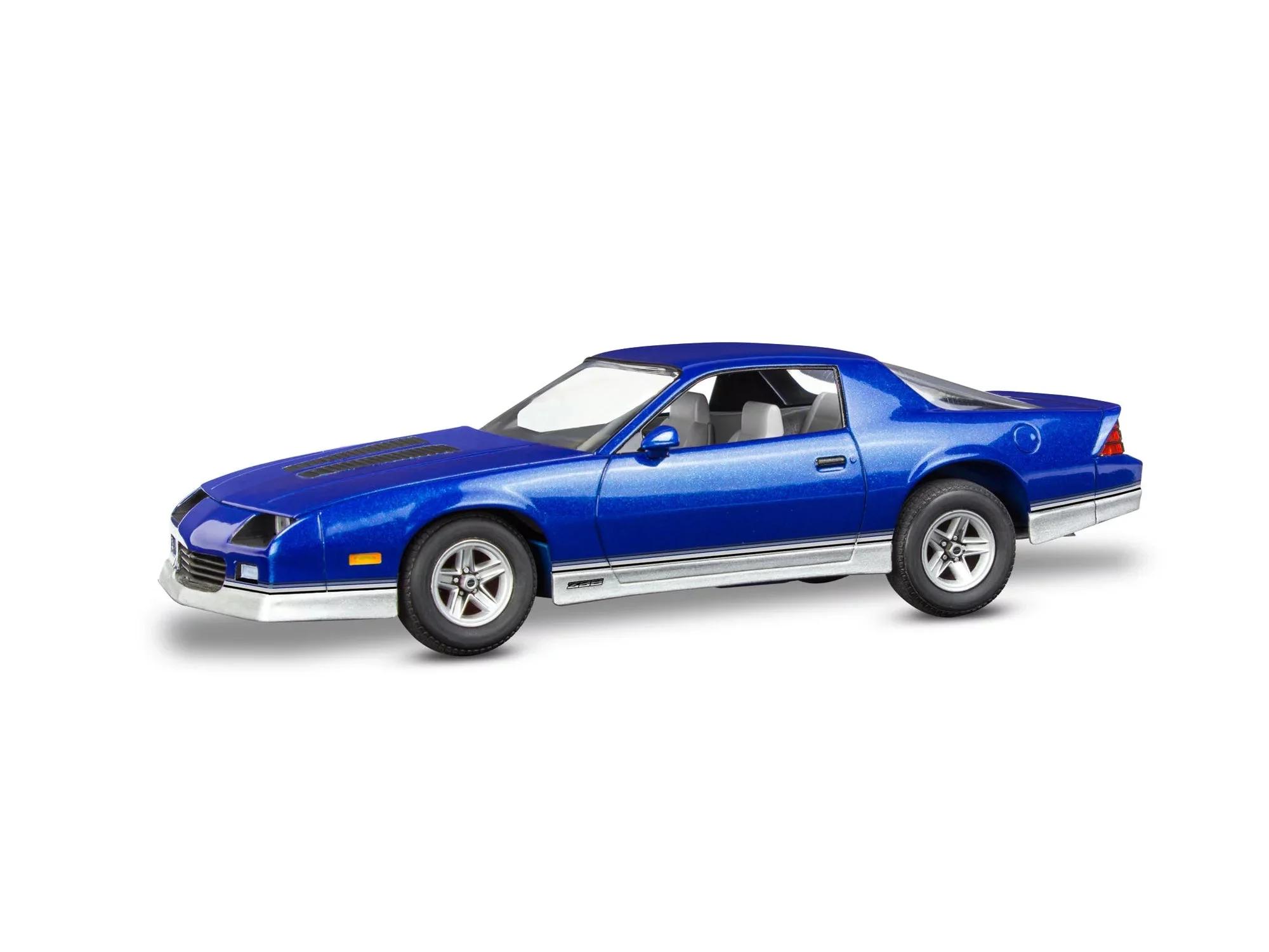 Revell 1/24 Z-28 85 Camaro Model Kit — official product photo 2
