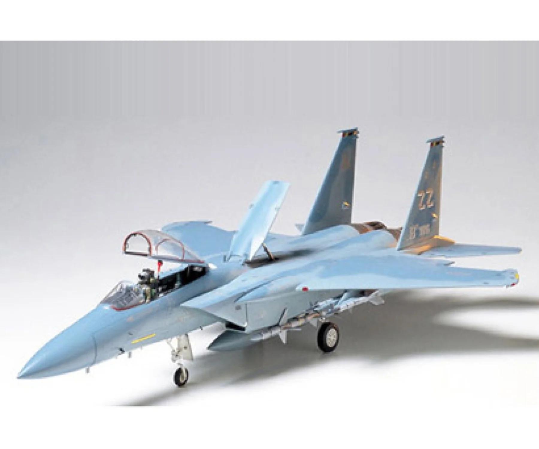 Tamiya 1/32 F-15C Mcdonnell Eagle Model Kit — official product photo 1