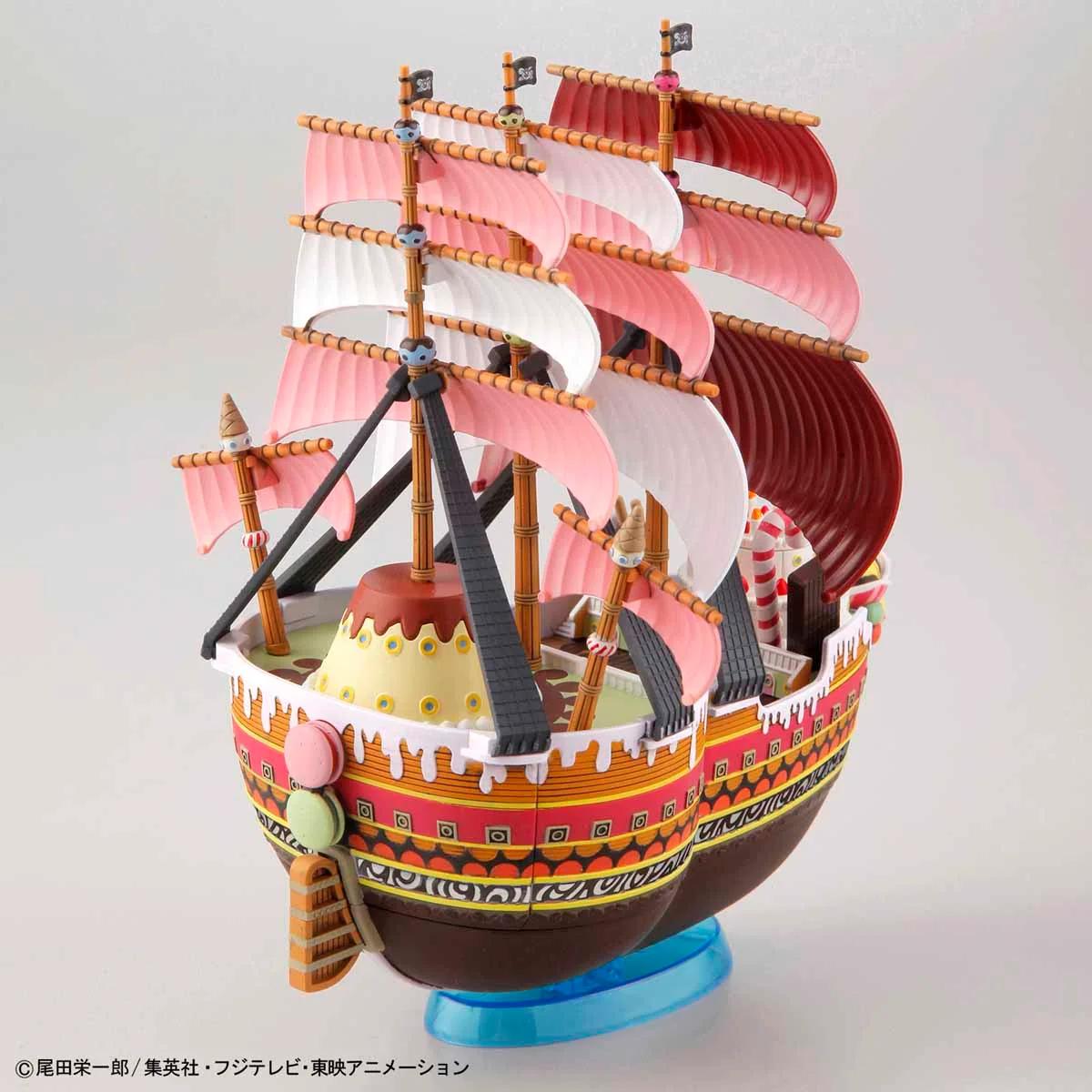 Bandai Queen-mama-chanter GSC One Piece Model Kit — official product photo 2