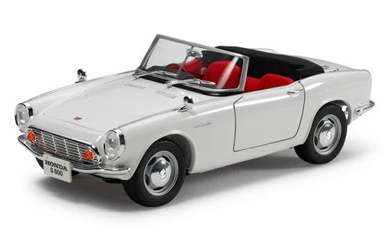 Tamiya 1/24 Honda S600 Model Kit — box art
