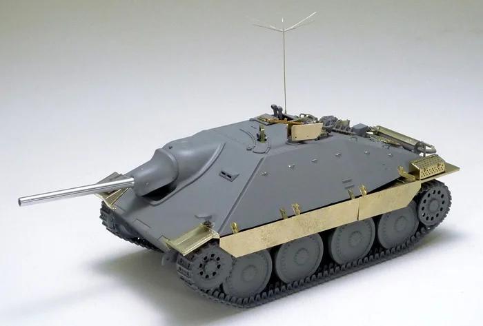 Tamiya 1/35 German Td Hetzer Mid Prod Model Kit — official product photo 1