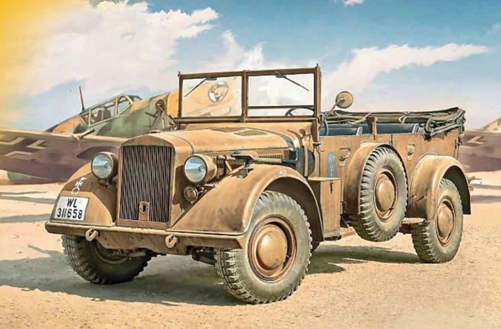Italeri 1/35 Kfz 12 Horch 901 Typ 40 Fruhen Ausf Model Kit — box art