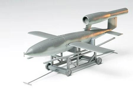 Tamiya 1/48 V-1 Fiseler Fi103 Buzz Bomb Model Kit — box art