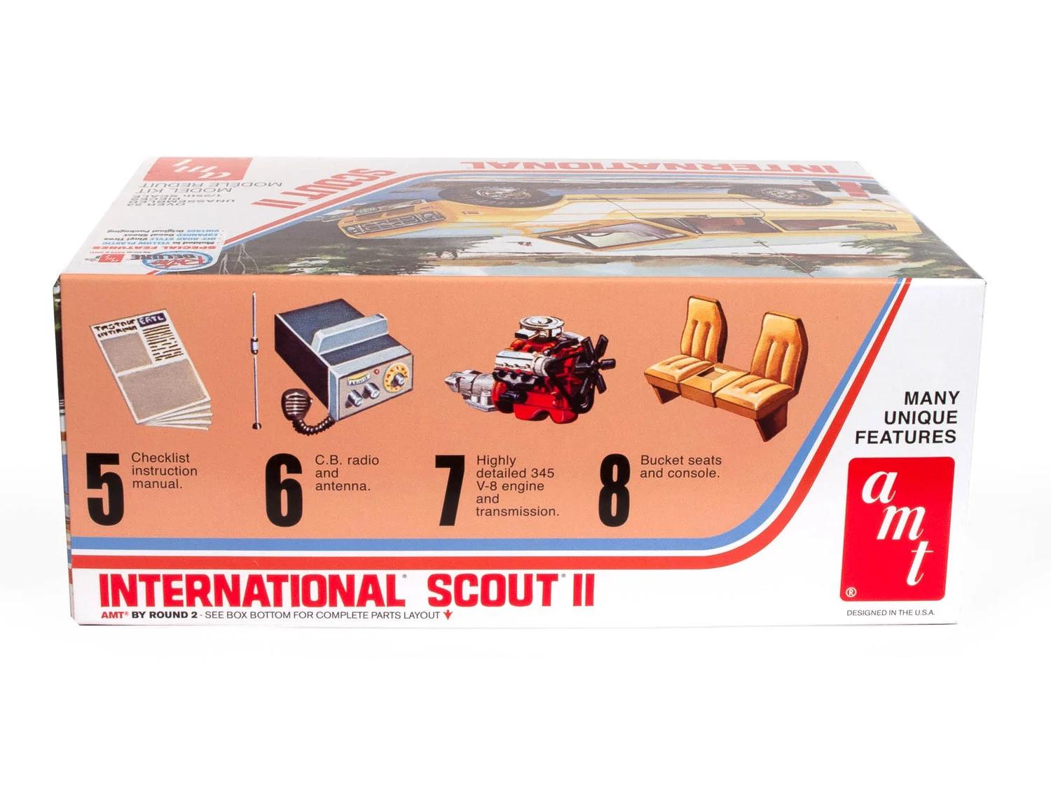 AMT 77 International Harvester Scout II Model Kit — official product photo 2