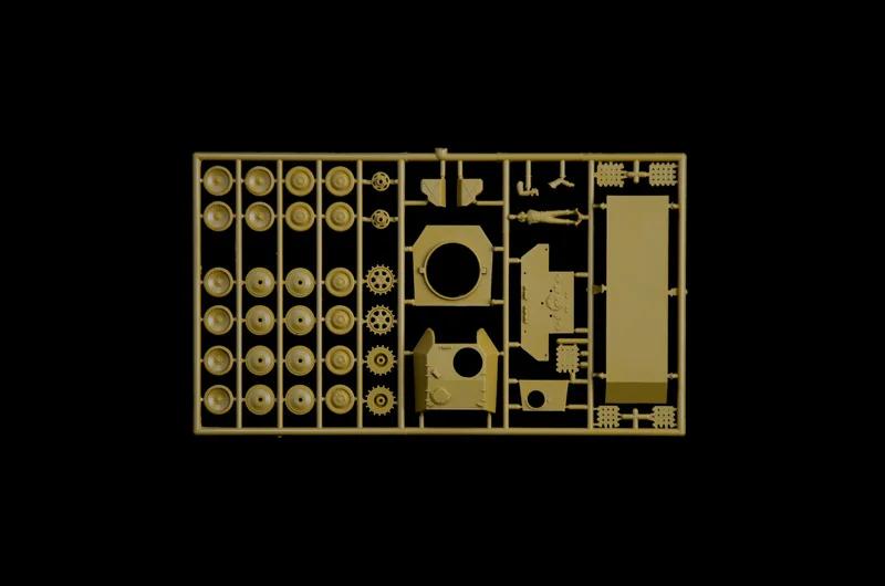 Italeri 1/72 Panther Model Kit — official product photo 5