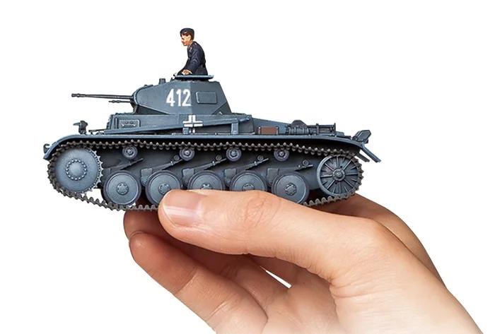 Tamiya 1/48 German Panzer 2 B C Model Kit — official product photo 3