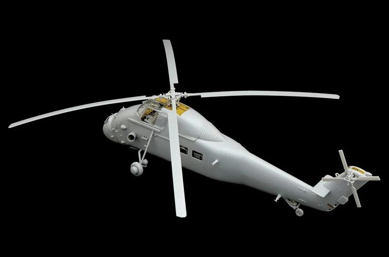 Italeri 1/48 UH-5 Wessex Helicopter Model Kit — official product photo 5