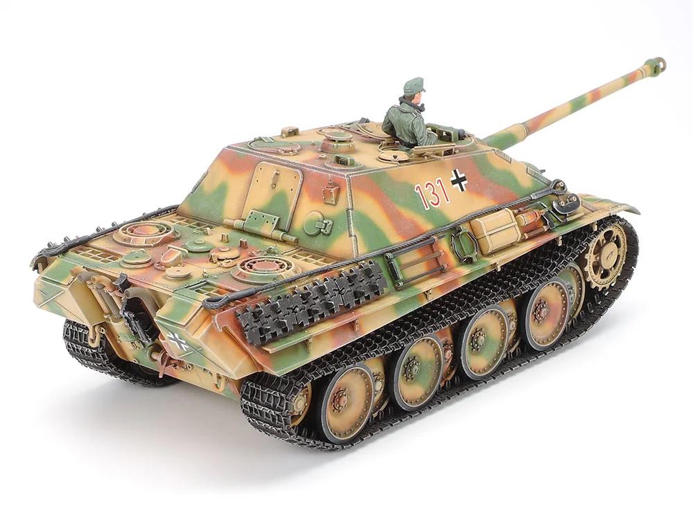 Tamiya 1/35 German Jagdpanther Late Model Kit — official product photo 2