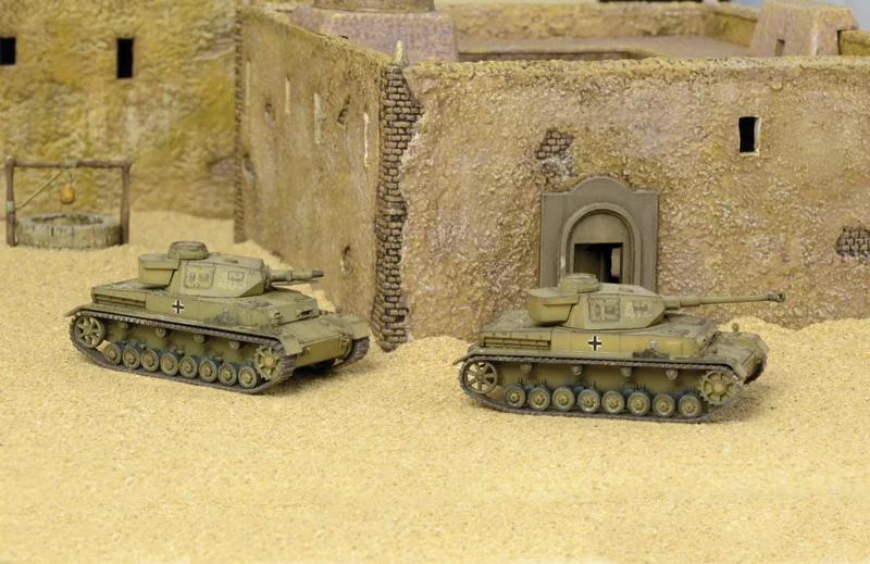 Italeri 1/72 SD Kfz 161 Pz Kpfw IV F1 Model Kit — official product photo 1