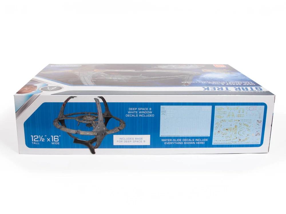 AMT Star Trek Deep Space Nine Model Kit — official product photo 2