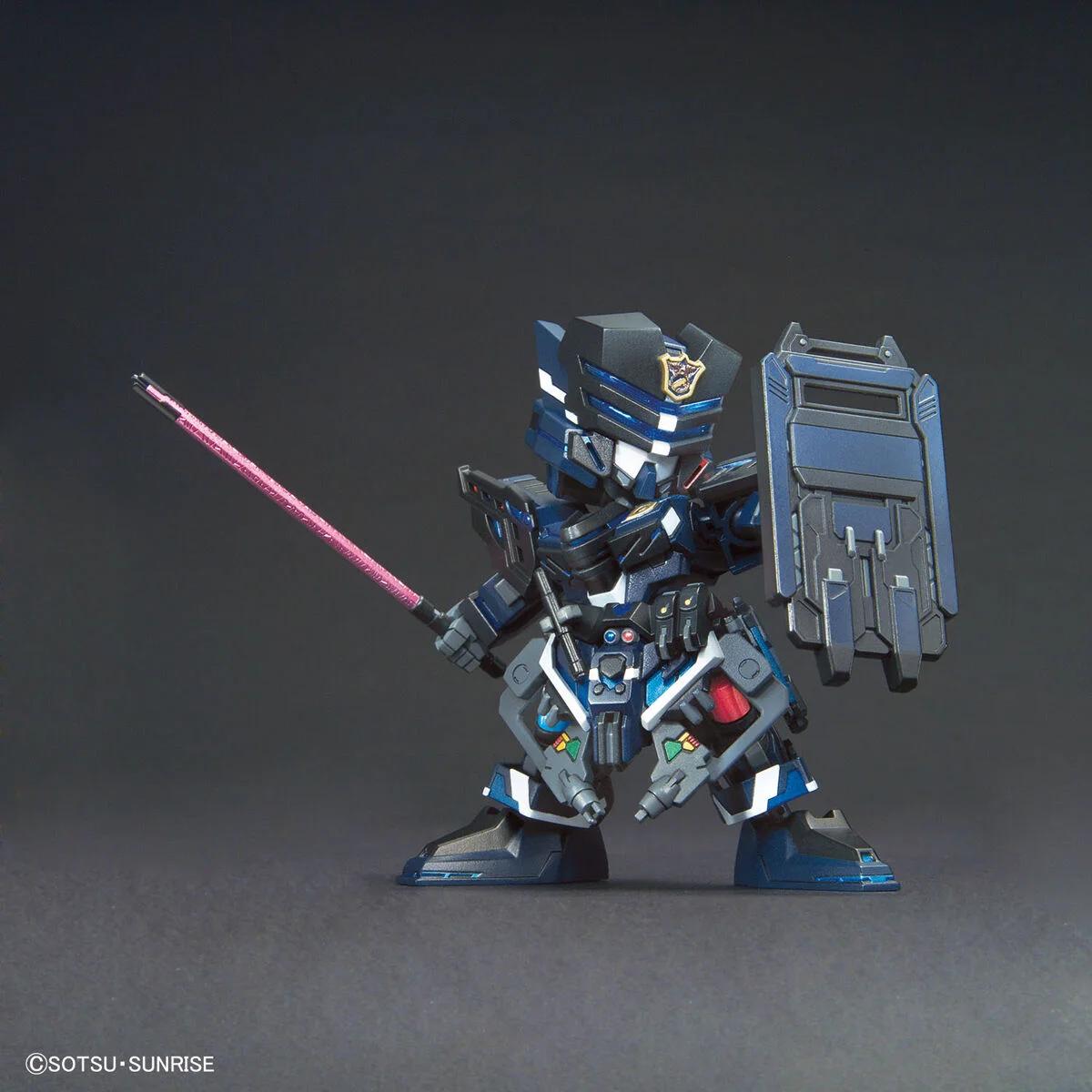 Bandai SD Heros Verde Buster Team Member Model Kit — official product photo 2
