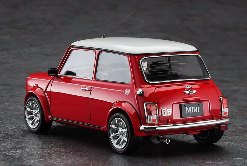 Hasegawa 1/24 1999 Mini Cooper 40th Anniversary Model Kit — official product photo 3
