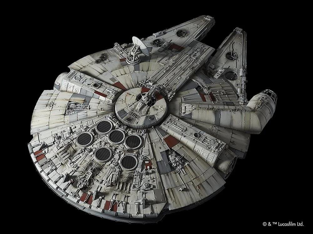 Bandai 1/72 PG Millennium Falcon With Lights Model Kit — product photo 2