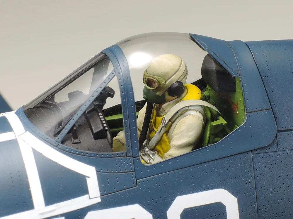 Tamiya 1/32 Vought F4u-1d Corsair Model Kit — official product photo 3