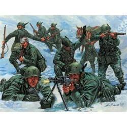Italeri WWII Italianmnt Trps Alpini 72 Model Kit — box art