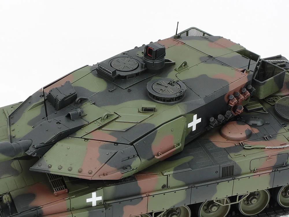 Tamiya 1/35 Leopard 2 A6 Tank Ukraine Model Kit — official product photo 3