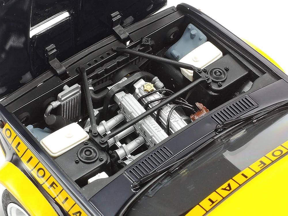 Tamiya 1/20 Fiat 131 Abarth Rally Olio Fiat Model Kit — official product photo 4