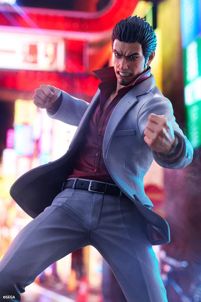 Kotobukiya Kazuma Kiryu Figure — official product photo 2