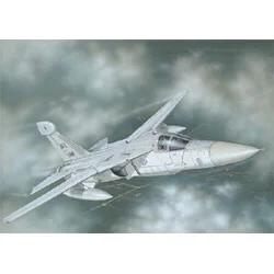 Italeri 1/72 EF-111A Raven Model Kit — box art
