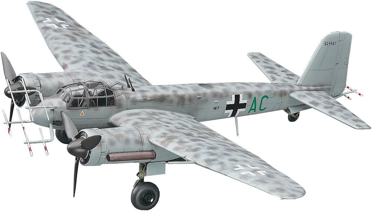 Hasegawa 1/72 Junkers Ju88g-6 Nachtjager Model Kit — official product photo 1