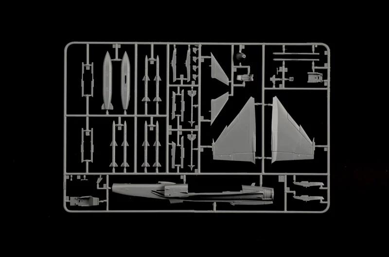 Italeri 1/72 JAS-39 Twin Seater Model Kit — official product photo 5