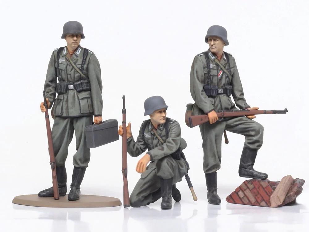 Tamiya 1/48 WWII Wehrmacht Infantry Set Model Kit — official product photo 2