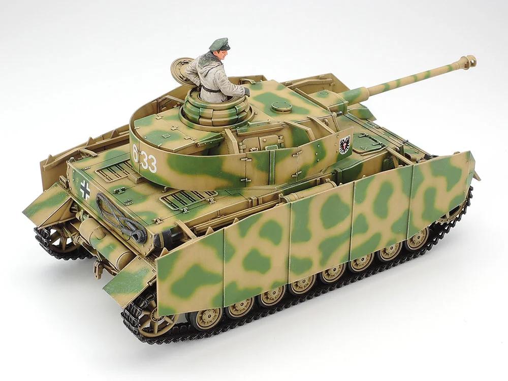 Tamiya 1/35 Pz Kpfw IV Ausf H Early Model Kit — official product photo 3