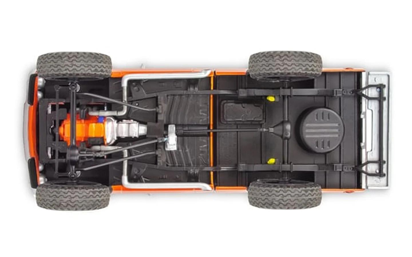 Revell 1/24 Chevy 4x4 Luv Hgh Roller Model Kit — official product photo 4