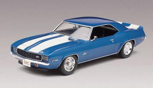 Revell 1/25 1969 Chevy Camaro Z 28 Rs Model Kit — box art