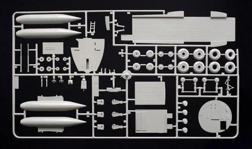Italeri 1/72 C-130J Hercules Model Kit — official product photo 3