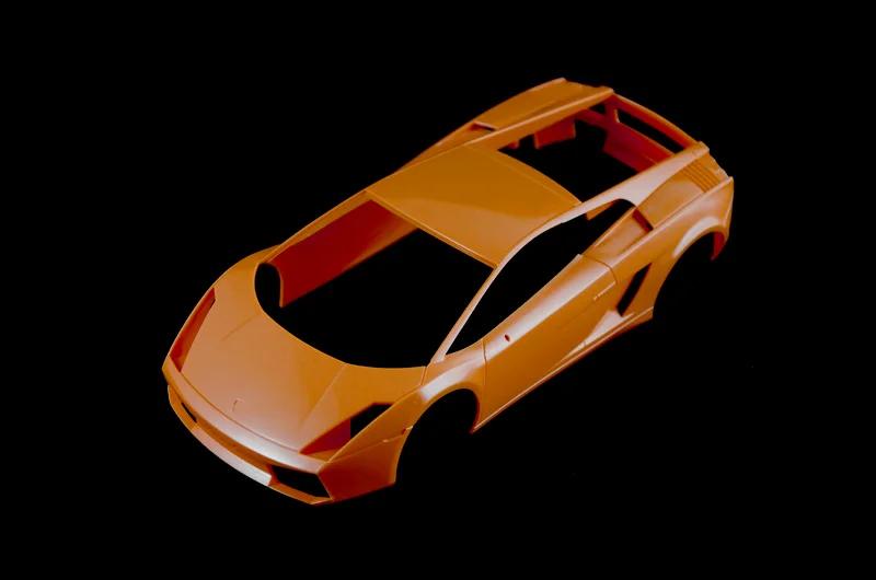 Italeri 1/24 Lamborghini Gallardo Model Kit — official product photo 3