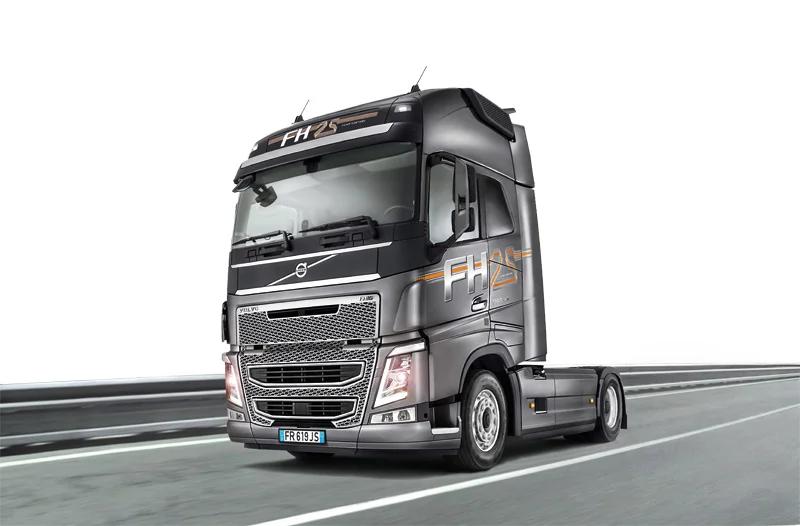 Italeri Volvo Fh16 Globetrotter Xl Model Kit — official product photo 1