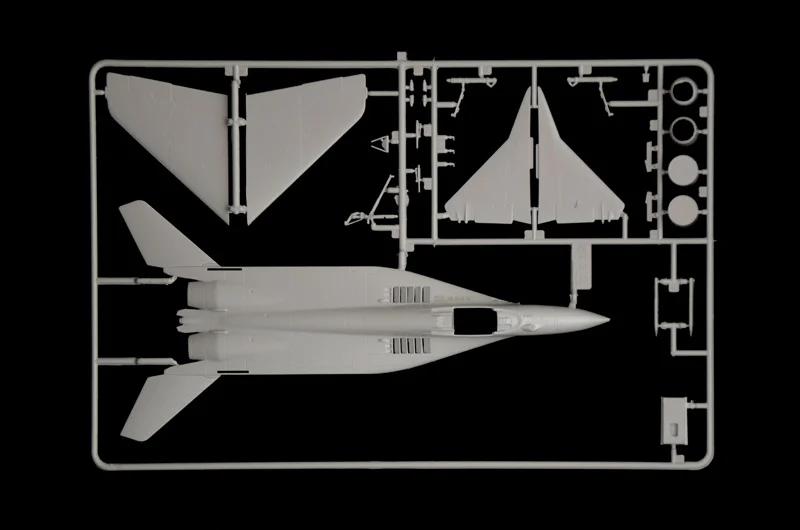 Italeri 1/72 Mig-29a Fulctum Model Kit — official product photo 6
