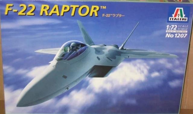 Italeri 1/72 F-22 Raptor Model Kit — box art