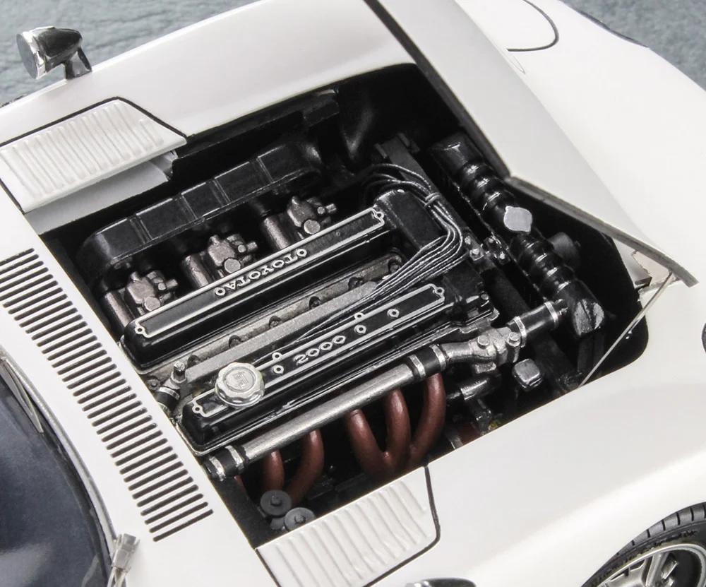 Hasegawa 1/24 Toyota 2000gt W Metal Engine Detail Model Kit — official product photo 1