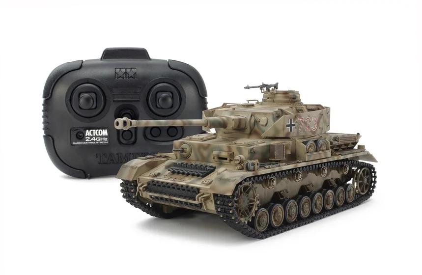 Tamiya 1/35 R C German Tank Panzerkampfwagen Model Kit — box art